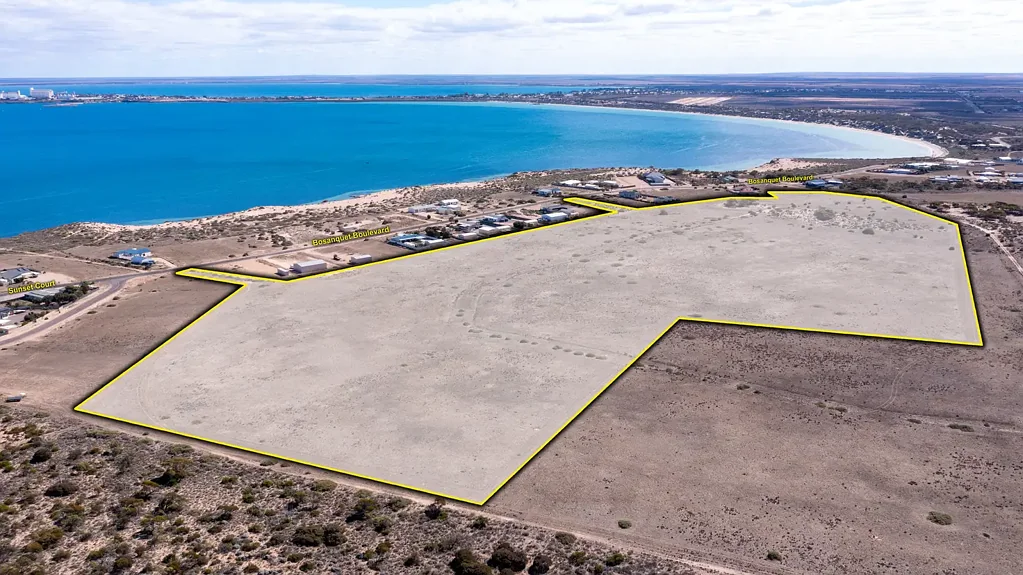 Ceduna Waters 黄金地段17公顷 海滨几步之遥 绝佳海景 成熟社区圈 5分钟达市中心 乡村生活规划 诱人价格速购！ Massive Coastal Sub-Division Opportunity, Location, Location, Location
