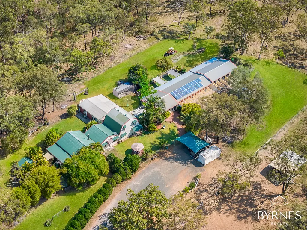 O'Connell ACREAGE LIFESTYLE HOME ON 8.62 HECTARES CLOSE TO SHOPS & SCHOOLS