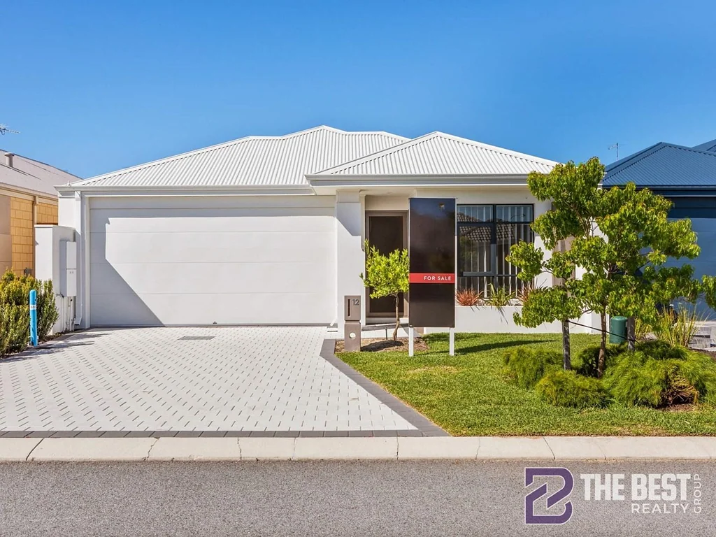 12 Sweetgum Way, Piara Waters, WA 6112