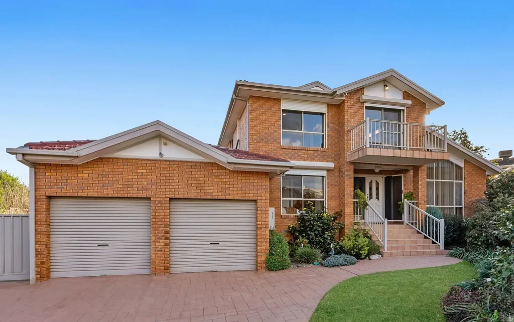 Mill Park 4房 968平方米独一无二的房产 A One-of-a-Kind Offering on 968sqm