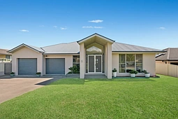 8 White Circle, Mudgee