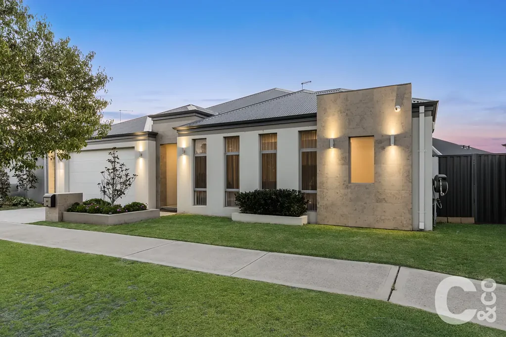 27 Irasburg Parade, Wellard, WA 6170