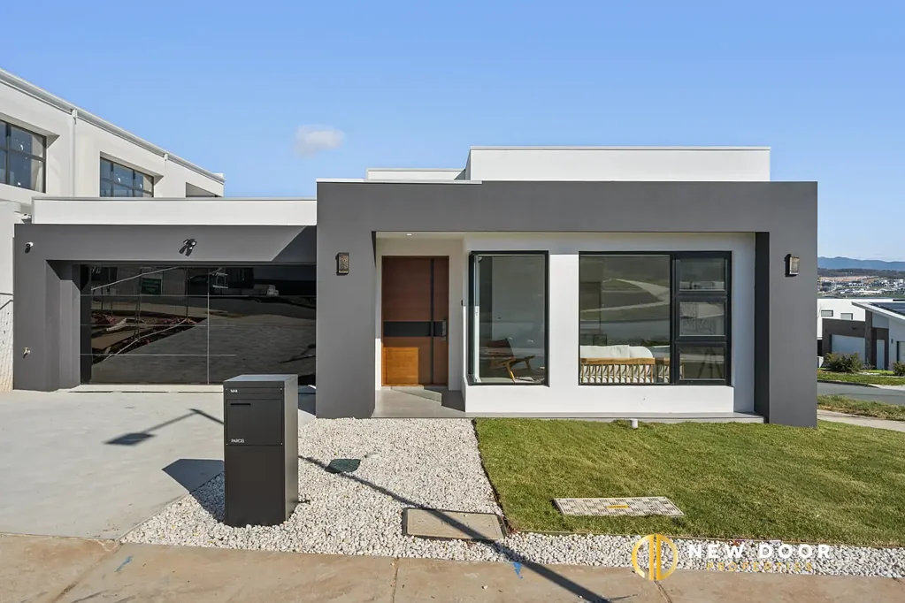 Whitlam 4房  Premium Brand-New 4-Bedroom Corner Home