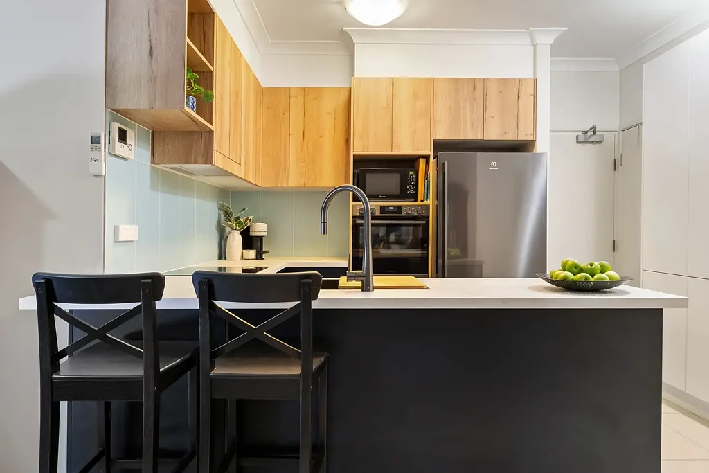 Mount Gravatt East 3Moenga GROUND FLOOR HAVEN WITH A SPACIOUS COURTYARD