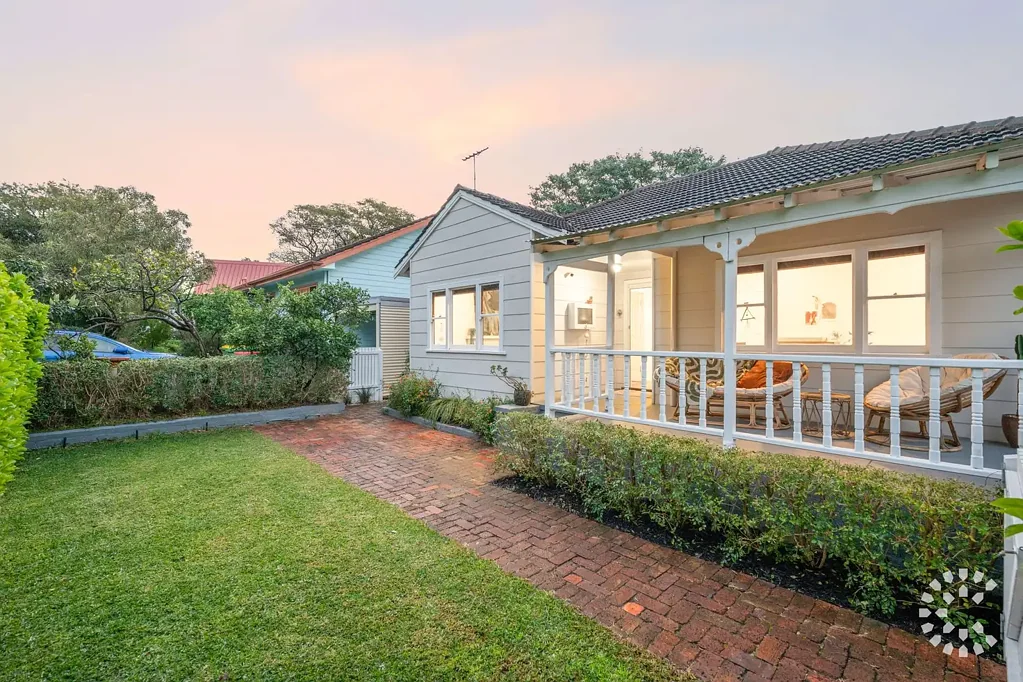 28 Chadwick Street, Hilton, WA 6163