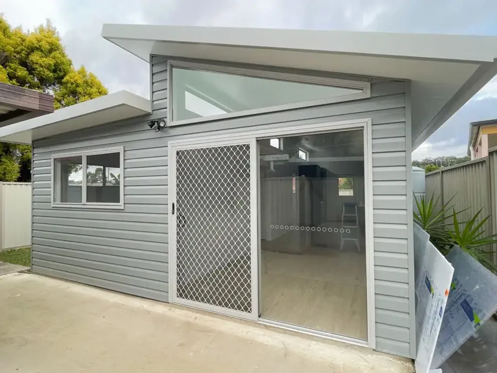 MODERN TWO BEDROOM GRANNY FLAT