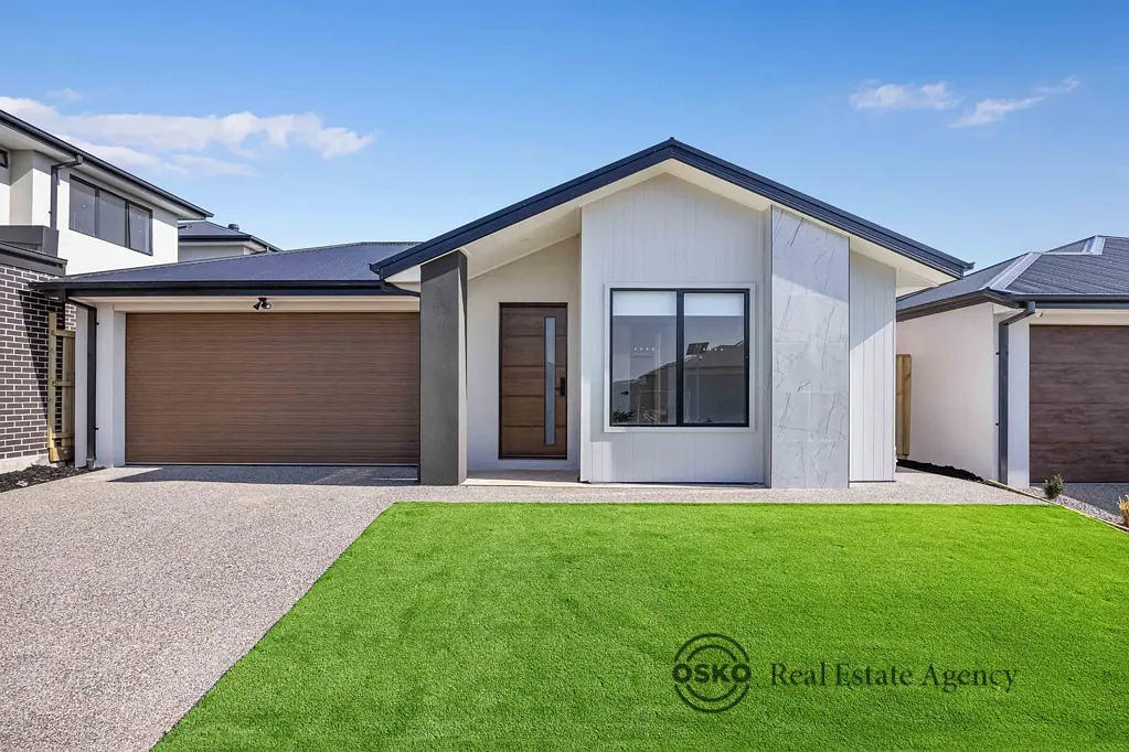 Deanside 4 Bedroom ✨ Luxury North-Facing Modern Home in Deanside! | Prime Location – Call Kaffi Verma Today! 📞 0468 947 670