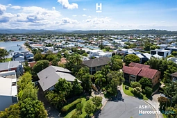 8/10 Nalla Court, Palm Beach