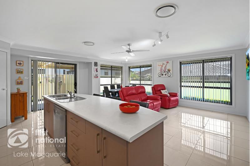 22 RIDGEMONT AV, CAMERON PARK NSW 2285, 0 phòng ngủ, 0 phòng tắm, House