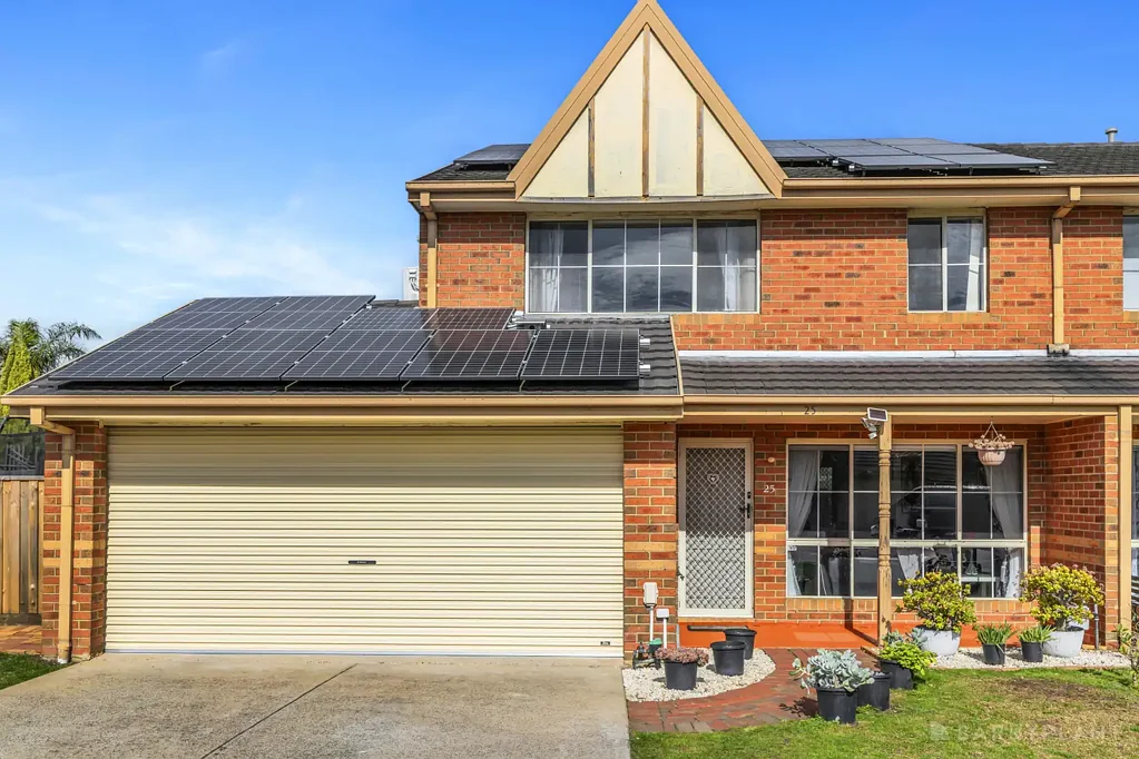 Dandenong North 3Zimmer SPACE, STYLE & A PLACE OF YOUR OWN
