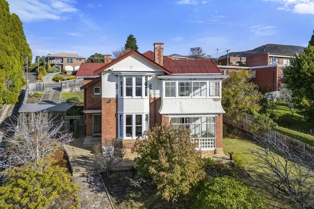5 Auvergne Avenue, Mount Stuart, TAS 7000