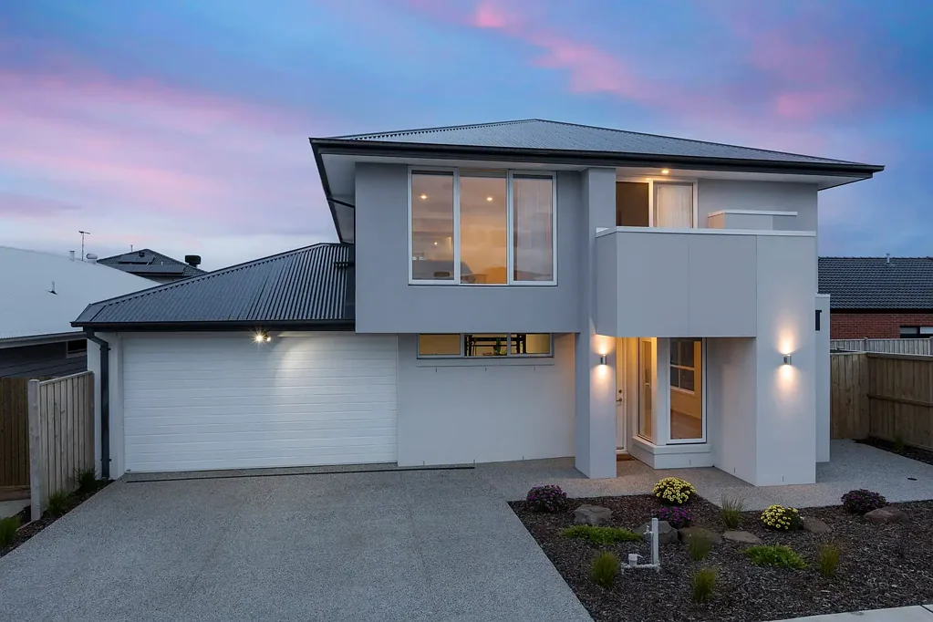 Lara 4Kwarto Brand New Family Home with Rare Lifestyle Extras