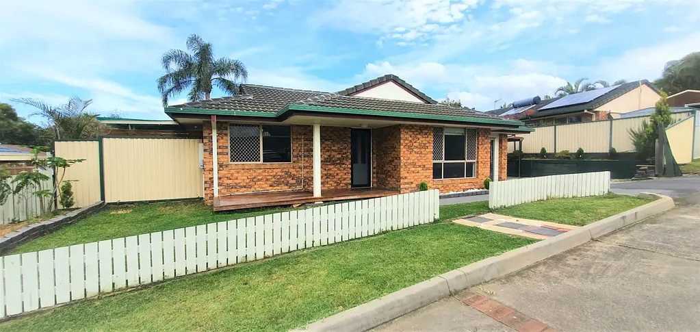 Nerang 3 Bedroom Great investment - Walk to Parkland - Quiet location