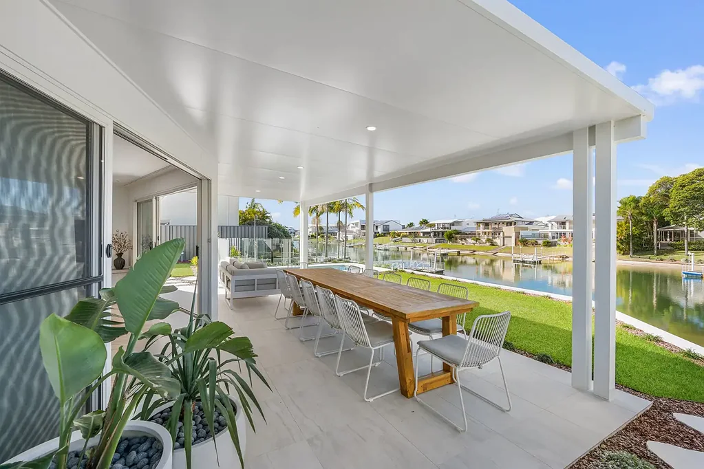 Port Macquarie 4房  The Essence of Elegance - Palm Springs Luxury on the Water