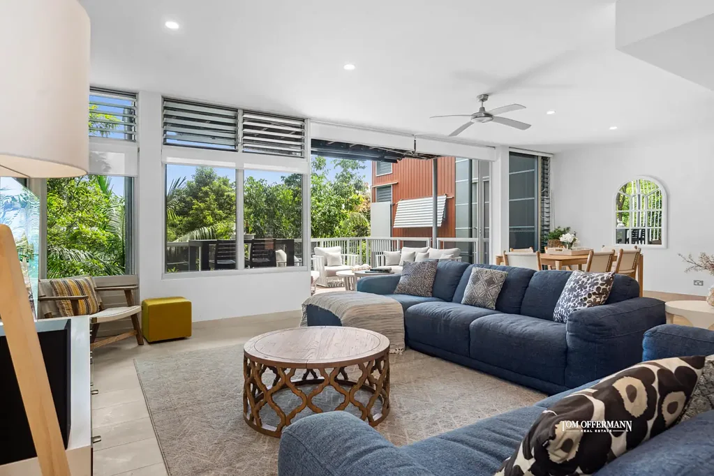 Noosa Heads 4कमरा Take the Plunge: Luxury Villa Near Noosa Main Beach