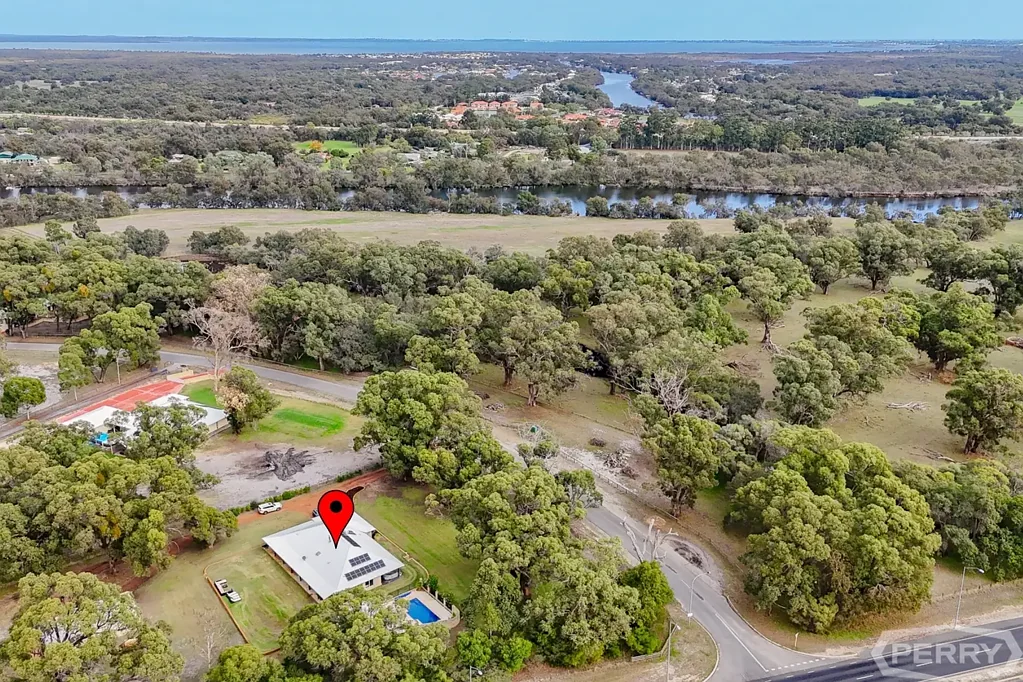 Ravenswood 4房  ACREAGE ELEGANCE ON THE MURRAY