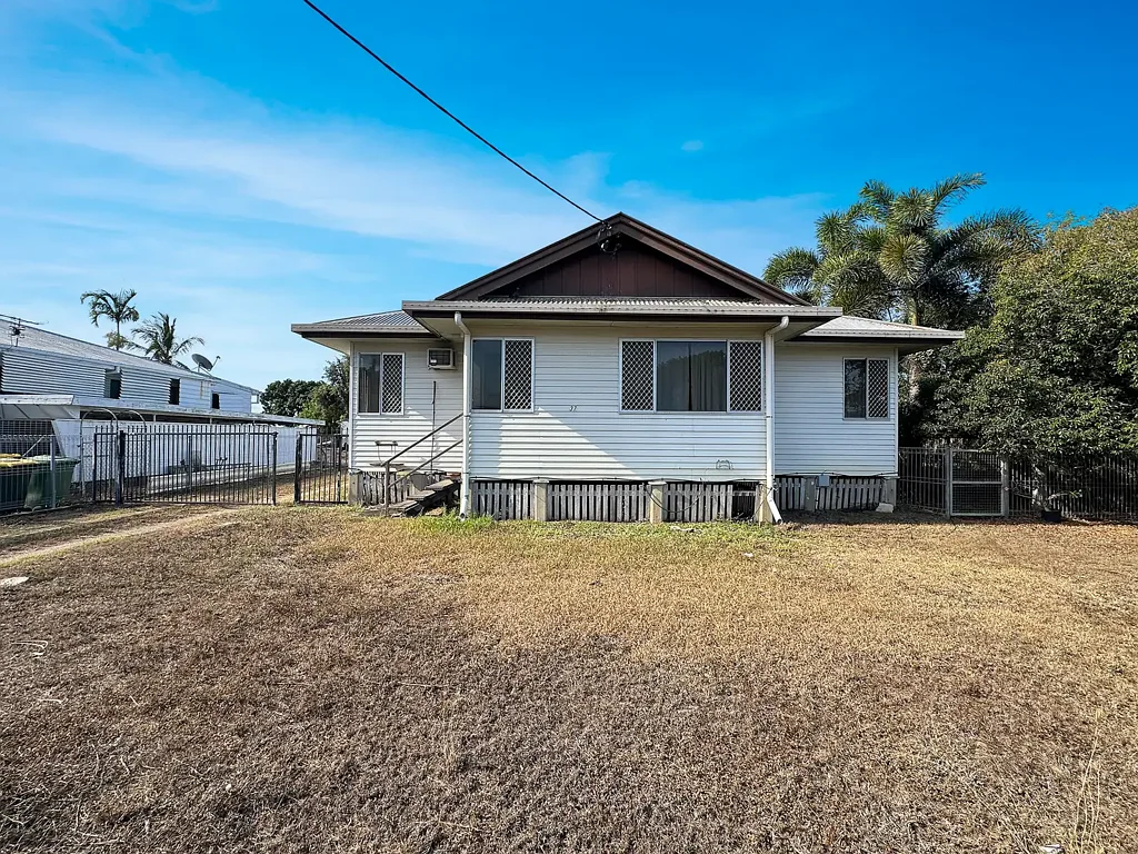 37 Lonerganne Street, Garbutt, QLD 4814