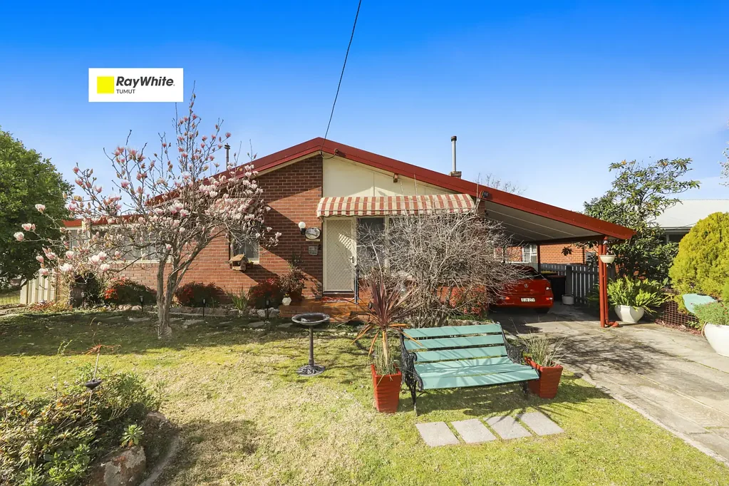 5 Hudson Street, Tumut, NSW 2720