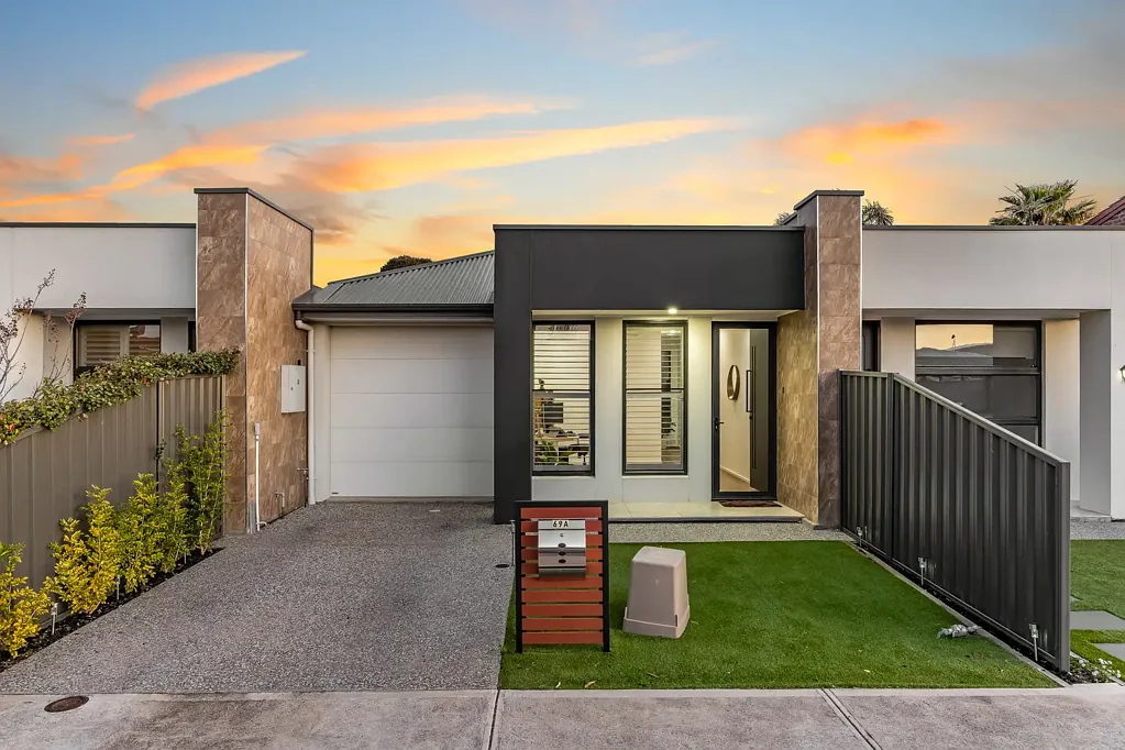 Park Holme 3ਬੈੱਡਰੂਮ Modern Elegance in a Quiet Park Holme Pocket.