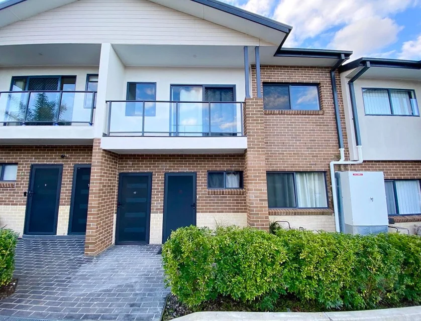 17/26-28 Third Avenue, Macquarie Fields, Macarthur Region, 2 phòng ngủ, 2 phòng tắm, House