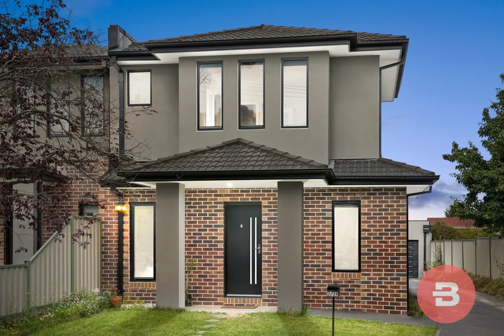 2/39 Northern Crescent, Craigieburn, VIC 3064