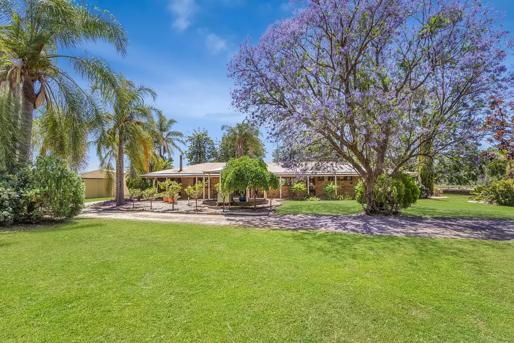Koondrook 3Phòng ngủ A Landmark Lifestyle on the Gunbower Creek