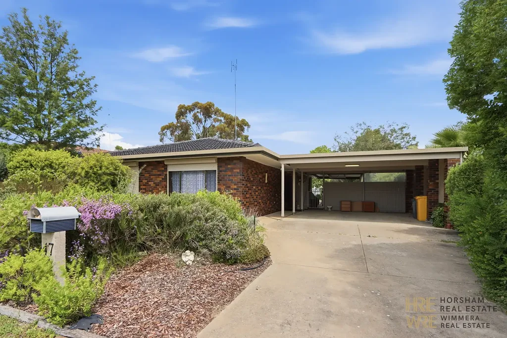 Warracknabeal 3Kwarto YOU ARE BETTER WITH BRICK
