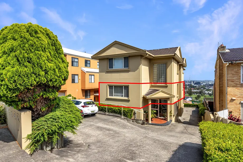 2/30 Memorial Drive, The Hill, NSW 2300