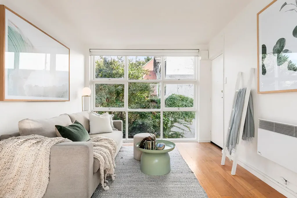 Two-Bedroom Apartment in Prime St Kilda Locatio