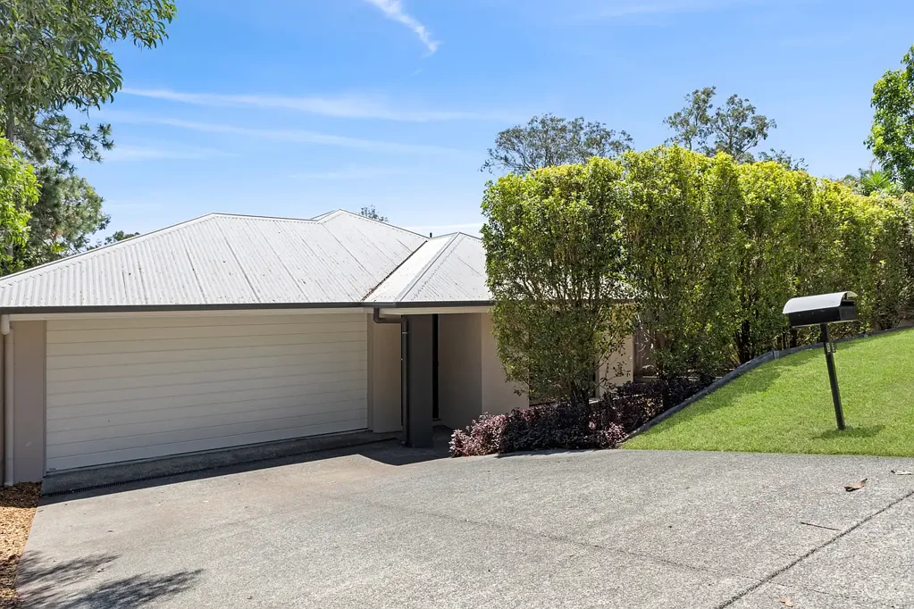 Spacious Family Living and Effortless Entertaining in Bellbird Park