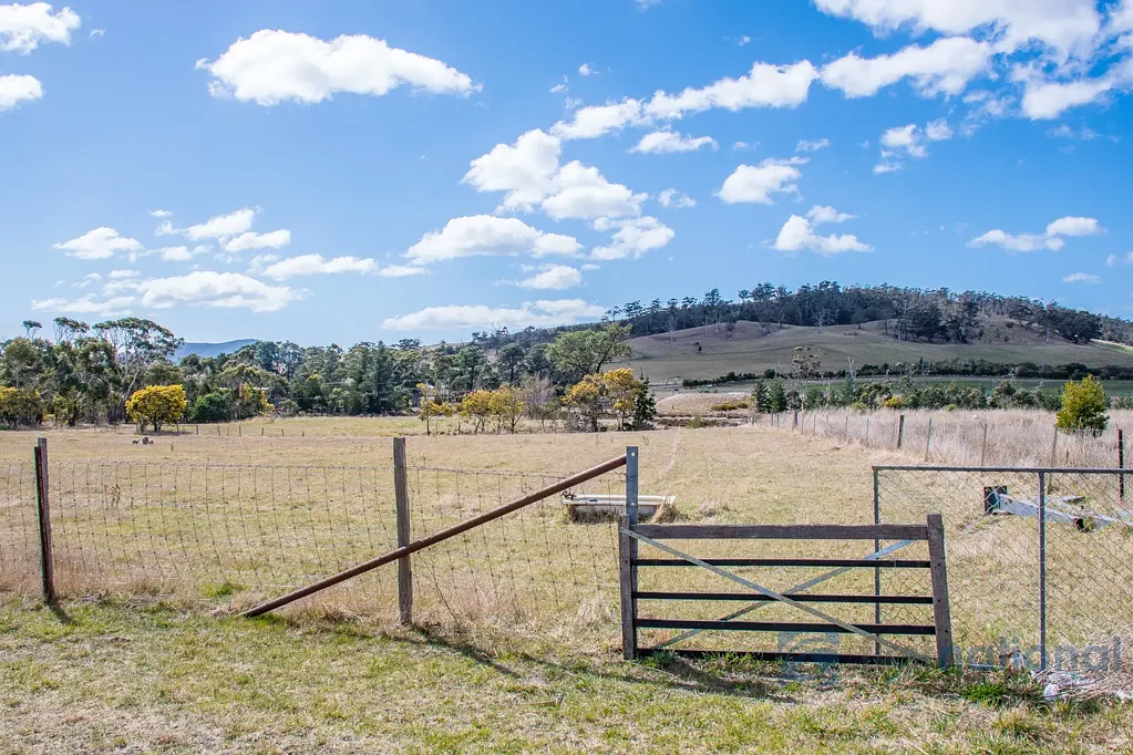  Tasman Highway, Triabunna, TAS 7190
