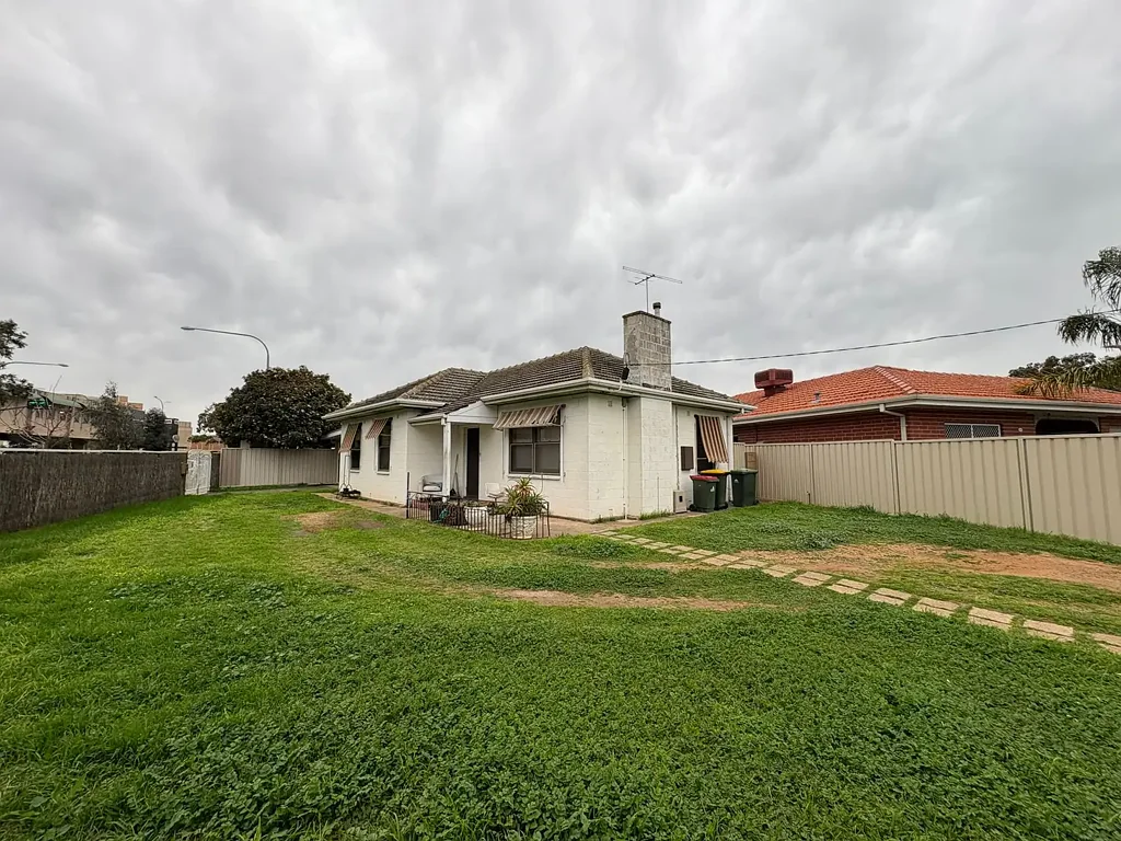 Share Accommodation @ 185 Sturt Road, Seacombe Gardens