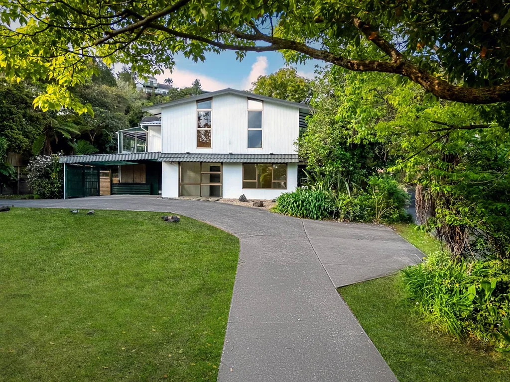 13 Reynolds Place, Torbay, North Shore City, Auckland