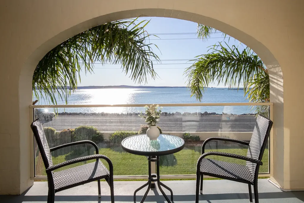 Batehaven 1房  Waterfront Bedsit That Makes A Great Holiday Rental
