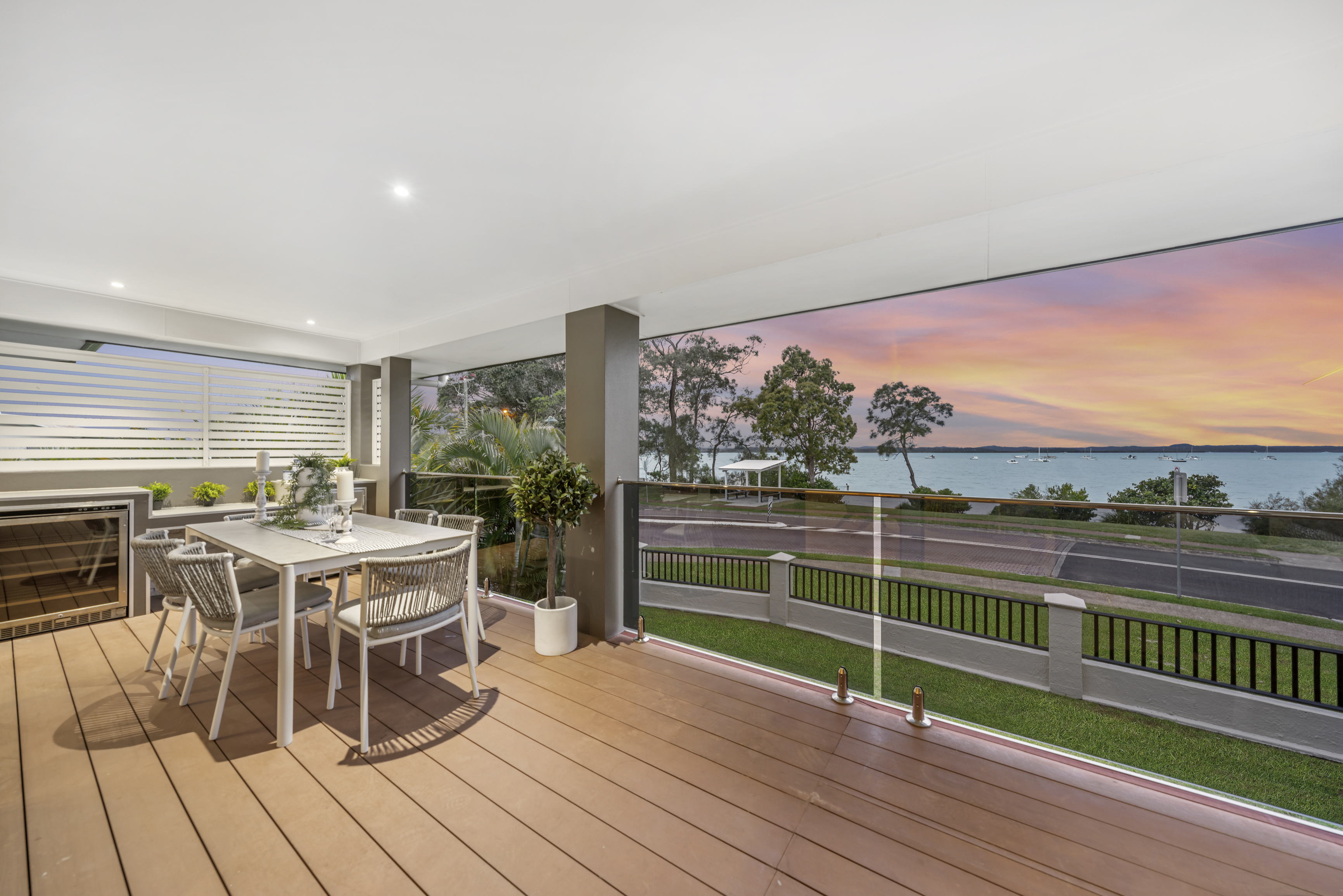 1 THE BOULEVARD, REDLAND BAY QLD 4165, 0 غرف, 0 حمامات, House