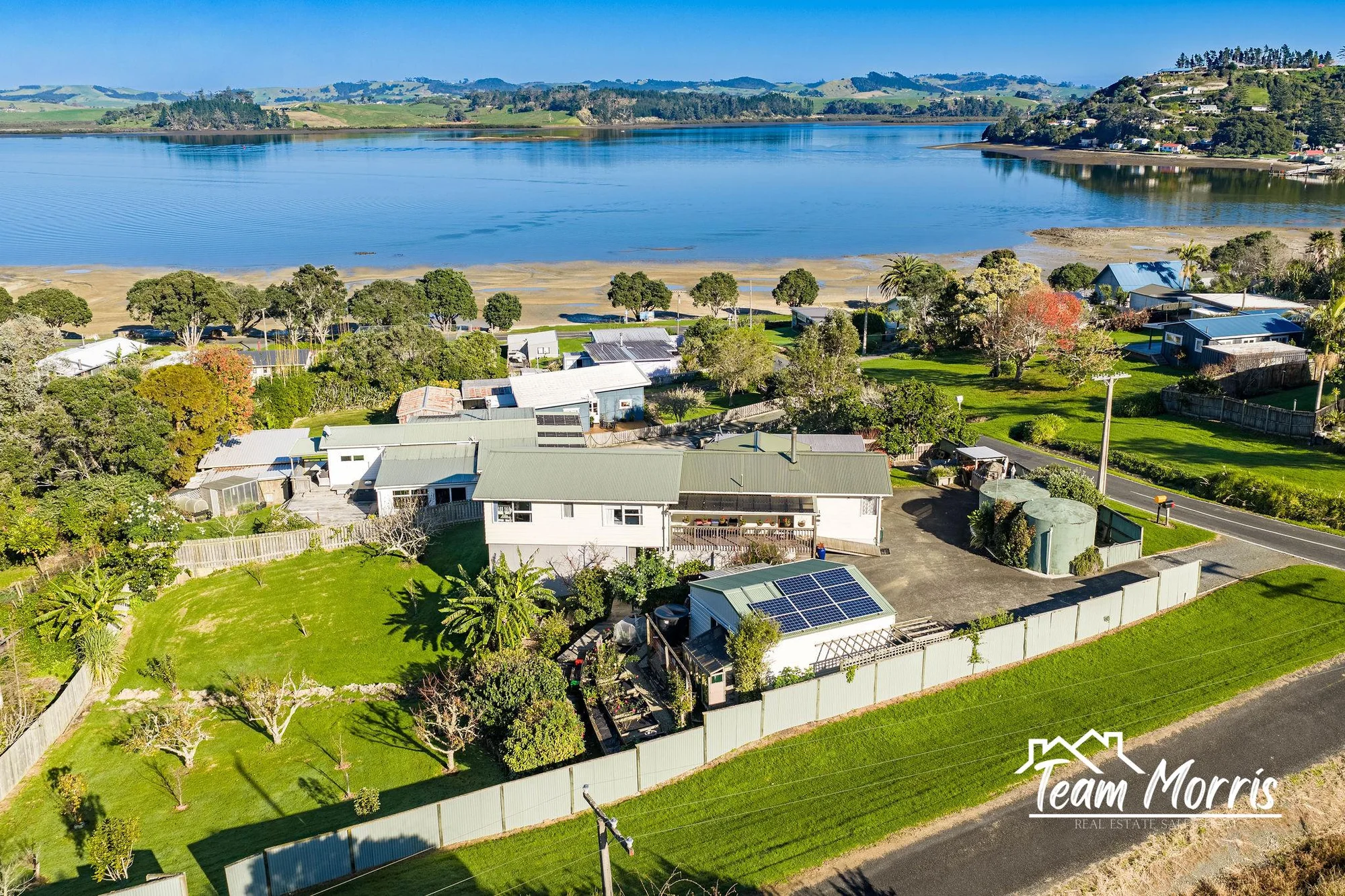 Whakapirau 4房 Coastal living meets modern comfort