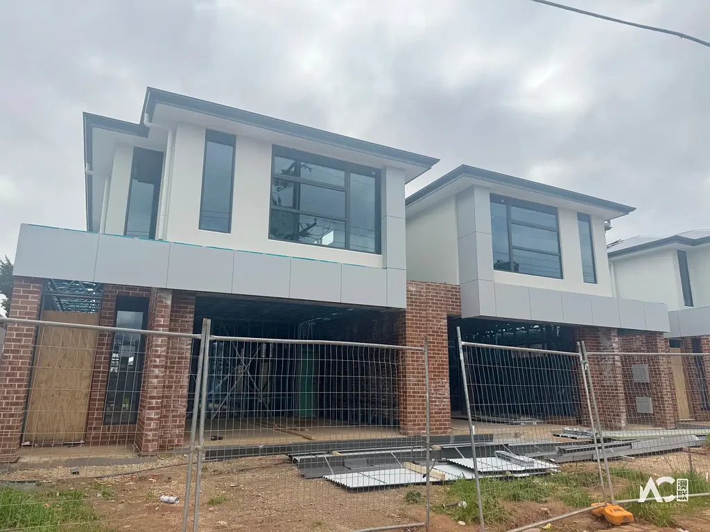 Vale Park 4房  New Build Under Construction: Torrens Title Luxury Residence
