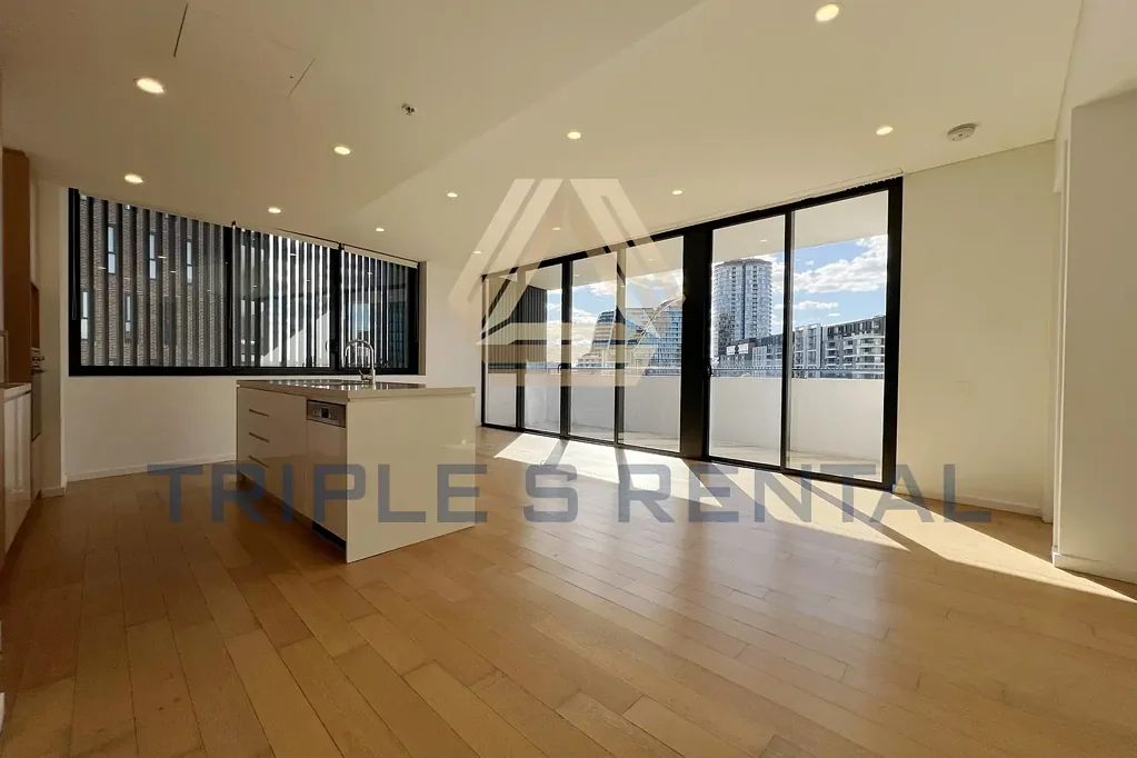 Timber Flooring I North Aspect I Park View I Corner Unit 3 Beds 2 Baths 1 Park Apartment for Lease!