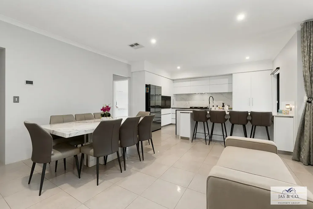 Adres Weerhou, The Vines, WA 6069
