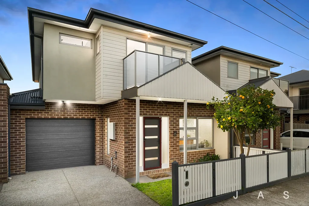 4 Loft Reserve Road, Newport, VIC 3015