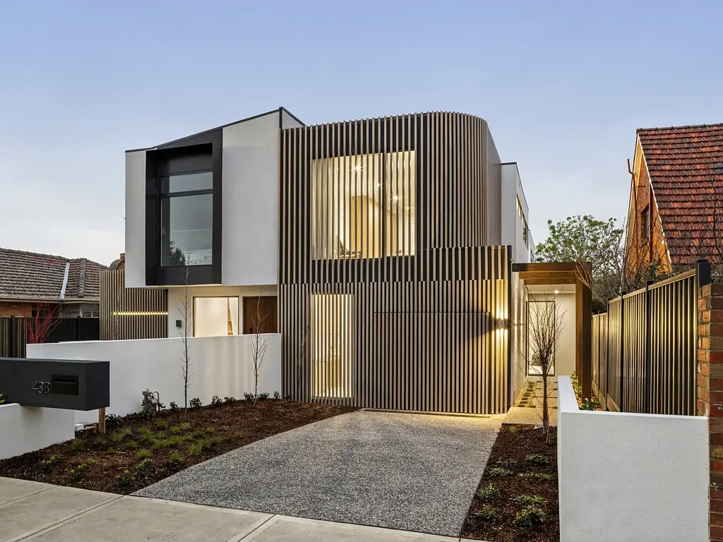 Bentleigh East 4બેડરૂમ 35 Squares of Architectural Luxury on 356sqm with North-Facing Rear Aspect