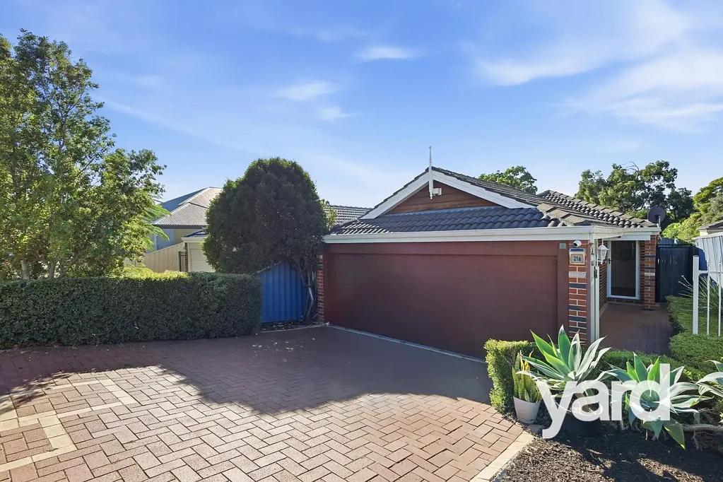 Brentwood 3房  A tightly held pocket- Live in the Dual Rossmoyne & Applecross High School Zone.