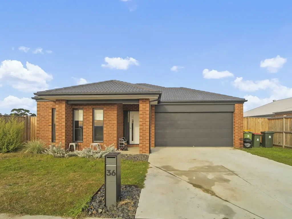 Bairnsdale 4غرفة نوم MODERN METRICON HOME WITH SECURE LONG-TERM INVESTMENT IN SHANNON WATERS ESTATE