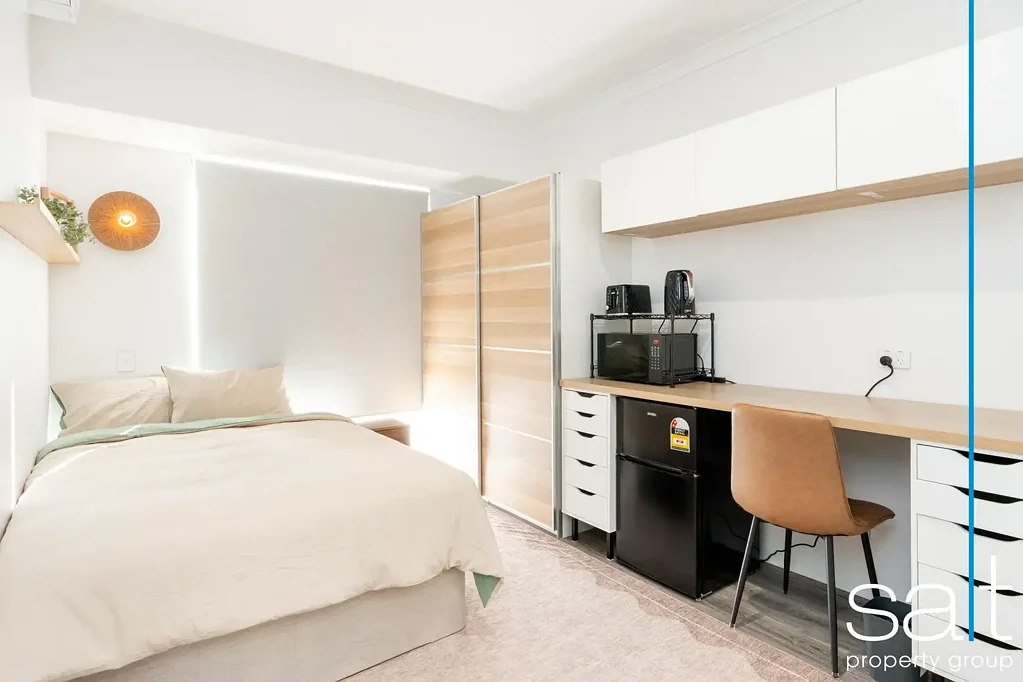 PRIVATE ENSUITE ROOM  | CO-LIVING  | FULLY FURNISHED  | ALL BILLS INCLUDED | MOVE-IN READY
