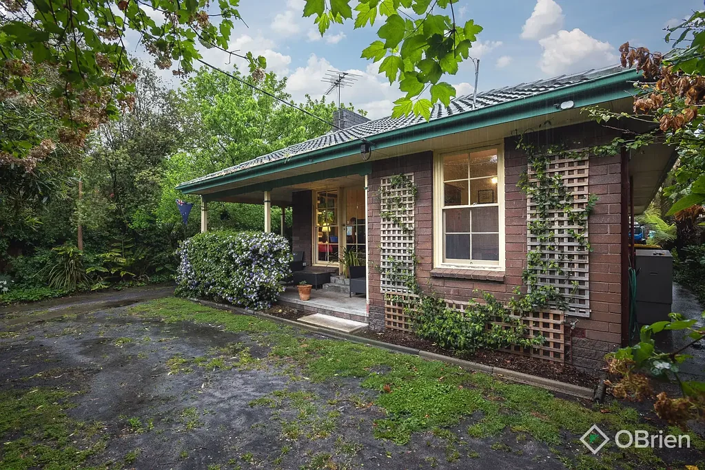 10 Coprosma Avenue, Frankston, VIC 3199