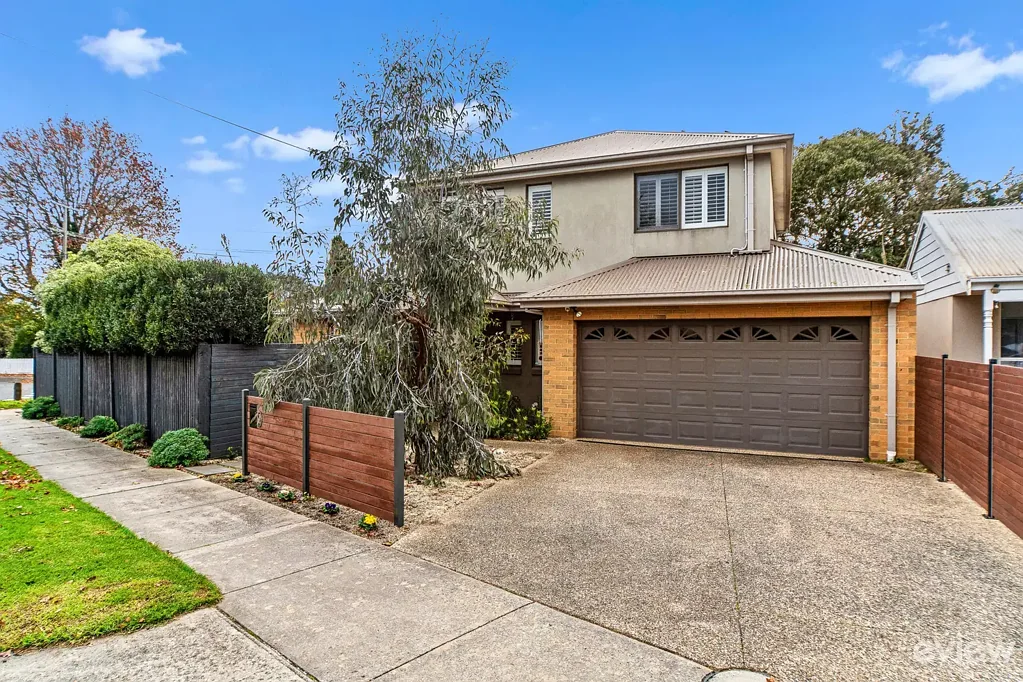Frankston South 3침실 Spacious, Low-Maintenance Living in the Frankston High School Zone