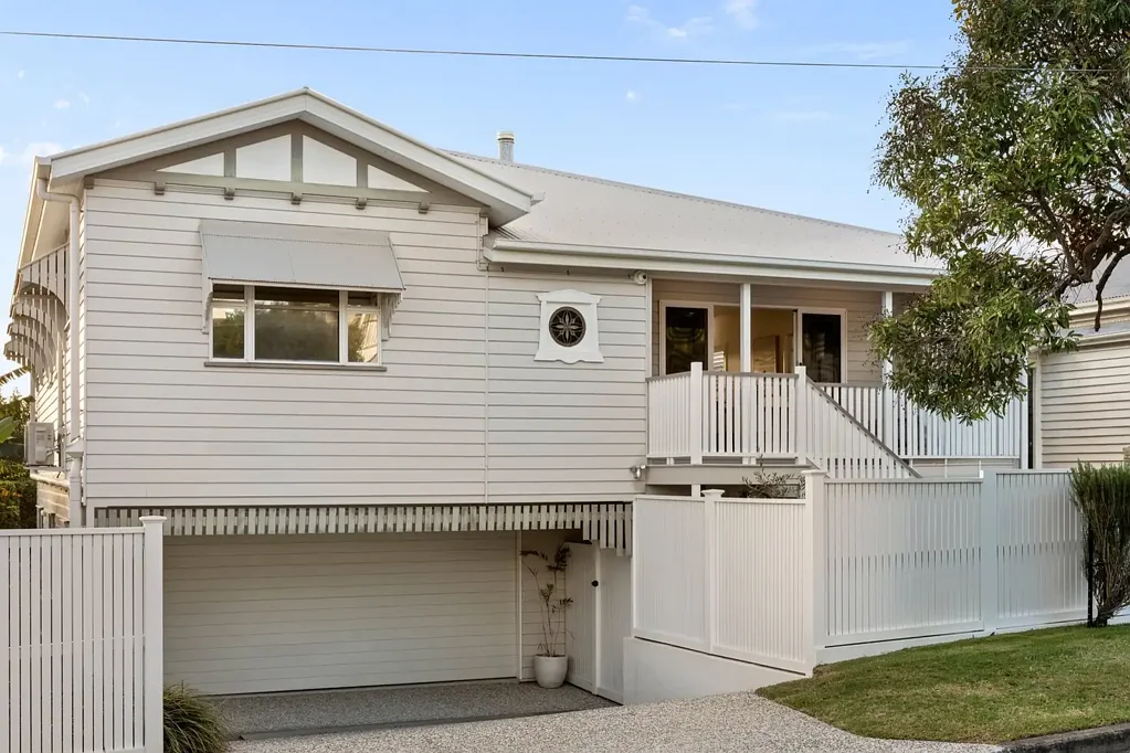 Bulimba 5房 一流家庭生活区的极致居所 Ultimate home in first-class family lifestyle precinct