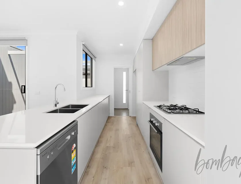 2/17 Juniper Crescent, Thomastown, VIC 3074, 2 ਕਮਰੇ, 2 ਬਾਥਰੂਮ, Unit