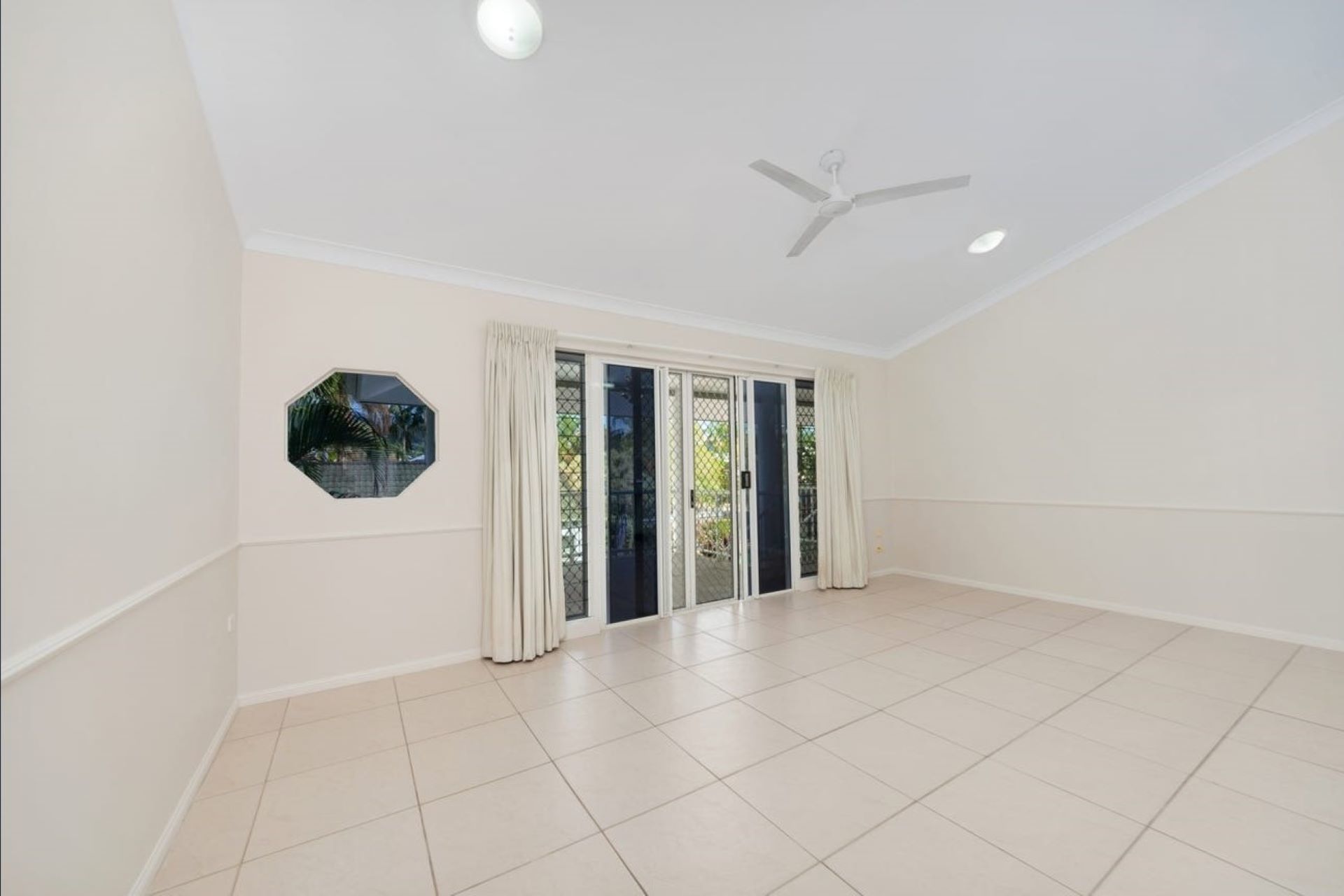 PADDINGTON GREEN UNIT 5 9 SPRINGFIELD CR, MANOORA QLD 4870, 0 rūma, 0 rūma horoi, Unit