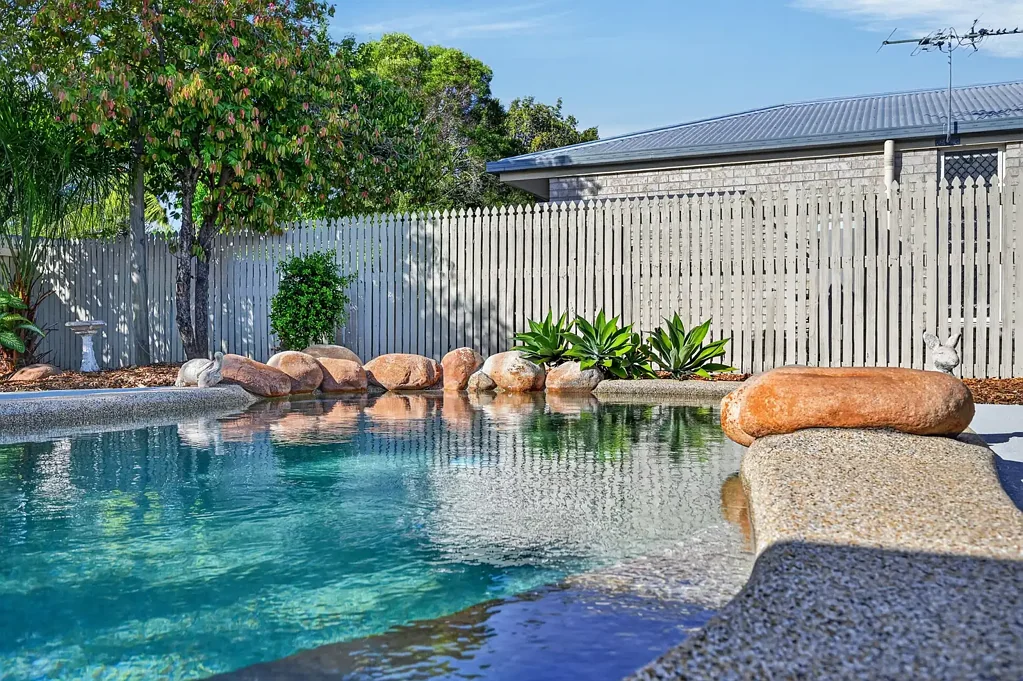 Kirwan 4Kwarto Pool + play = a backyard made for the kids